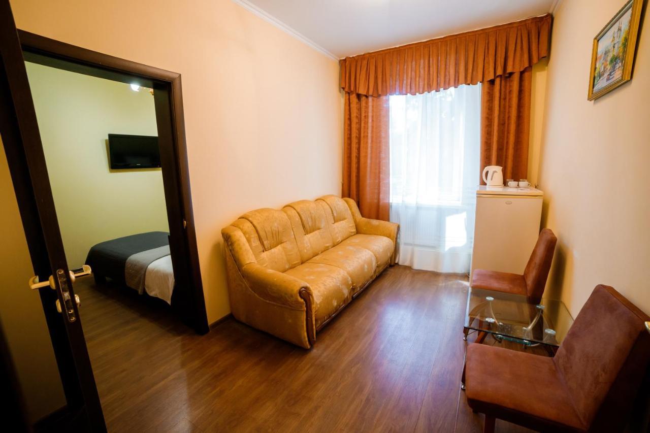 Duboviy Gai Hotel Винница Экстерьер фото